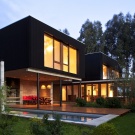 Загородный дом с бассейном :) 