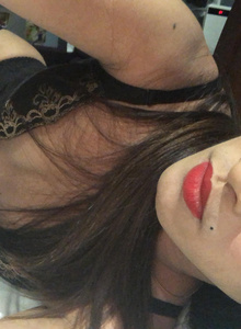SanyaRivas New Is Me Is Back photo 3730023
