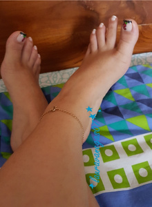 sample feet and soles  pics, if u want the entire collection ask me the password , only 30 tks