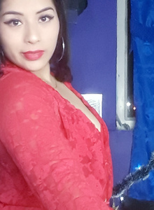 leilawoods red photo 5437000