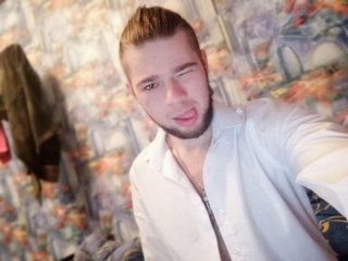 Alhvar22 Cam Room Profile Image