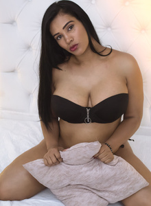 Curvy hot ❤