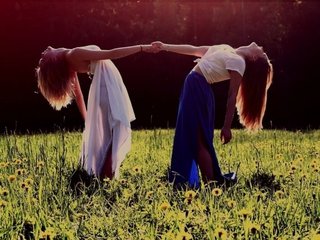 AnaVsDiana 26y Lesbian Couple