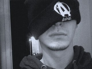 Red-der Cam Room Profile Image