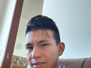 Opryylove Cam Room Profile Image