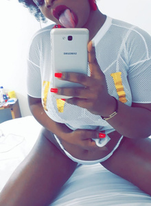 AngelaQueen Selfies photo 5340055