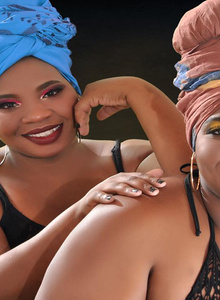 VaneAndEvee kiss photo 5149062