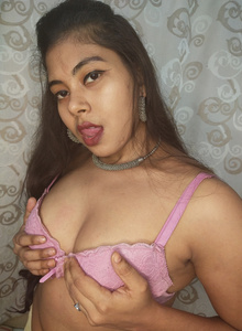 indian-queen Me Myself photo 4829166