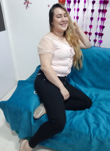 curvylorie65 love photo 4988048