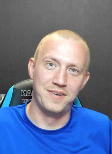 f1restarter photo 5046016 thumbnail