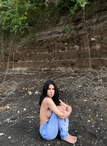 IsabellaMoore Sweet Isabella photo 5065523