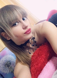 Amina-Kiss photo 5058396 thumbnail