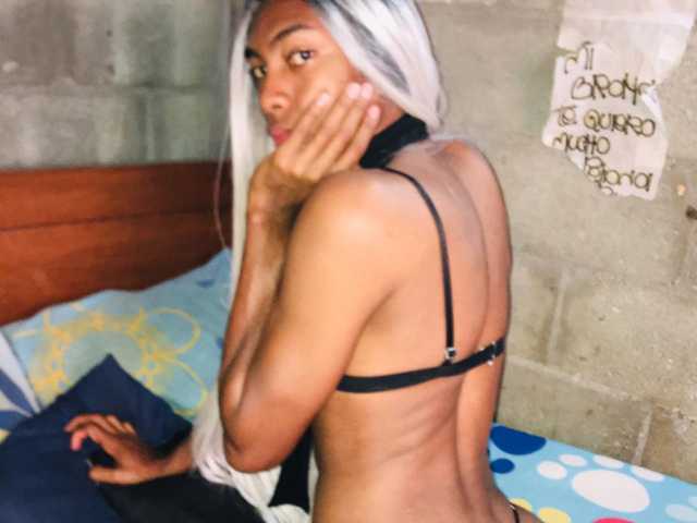Khloehottx