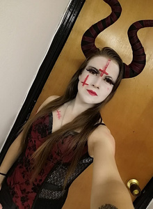 twotemptation happy hallowen photo 5274875