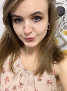 Сute Carly