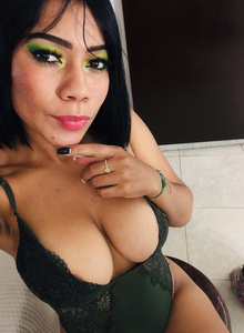 Lovely and sensual Girl