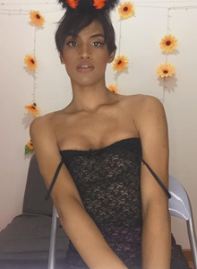 thequenflower Latina photo 5190677