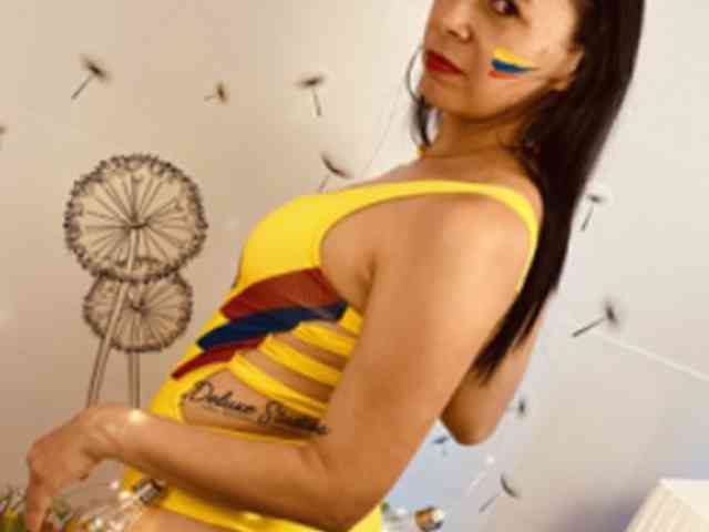 lauramilfxx
