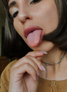 _Anabel_ me photo 5462011