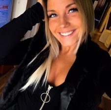 HollyHottie