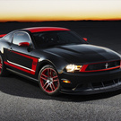 Автомобиль Ford Mustang Boss