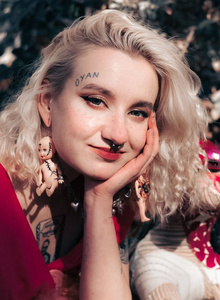 Meow-sinner photo 5635676 thumbnail