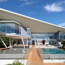 Жить на берегу моря