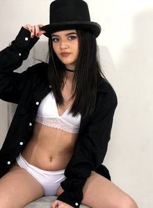 Holly Sexy