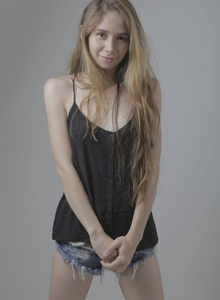NicoleIbars I'm the girl who will make you go crazy ♥♥ photo 5368355