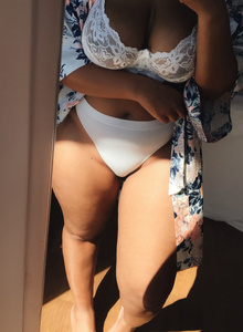 NaomyJones My Photos photo 5372647