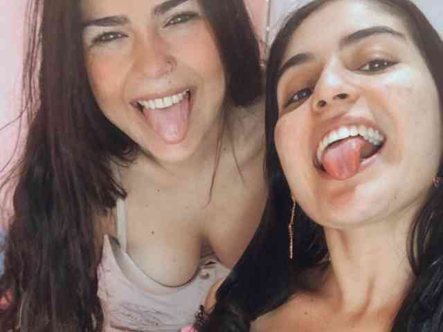 TwoBrokeGirls