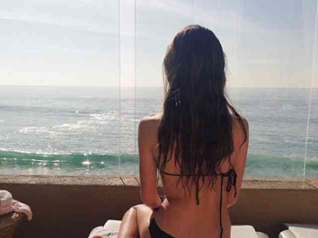 eviaLee