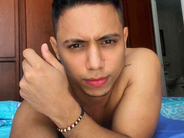 JustinAdamss