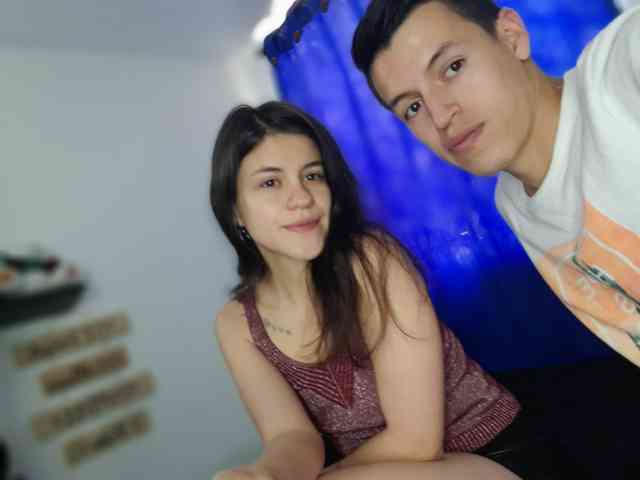 couplehorny21