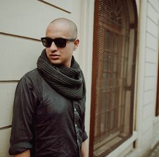 Alpha-Dom