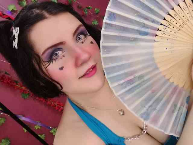 Nisha-clowden