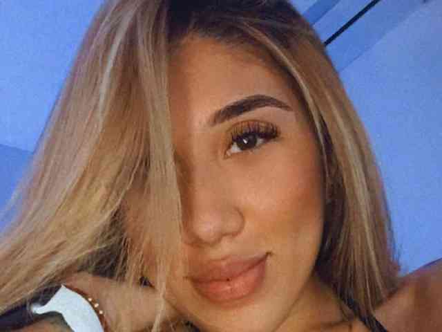 ally-blonde