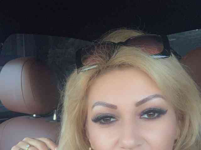MayaFox33