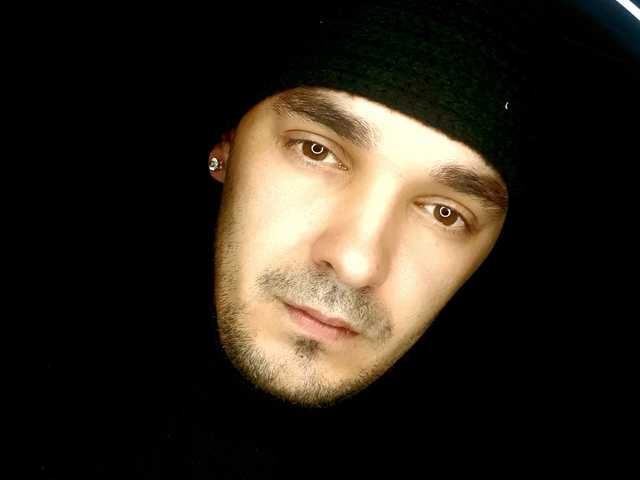 Alex2021531