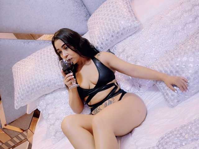 Bella-BIGASS
