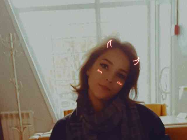 -Andrianna-