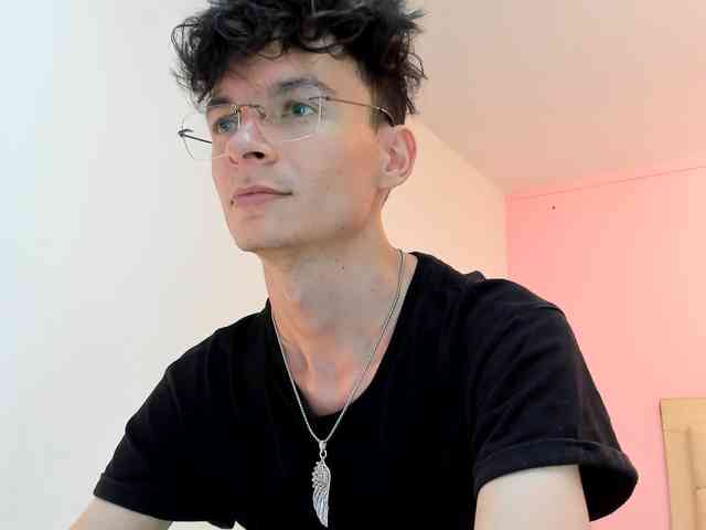 AndyAckerman