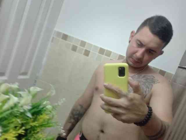 Hott-BoyX