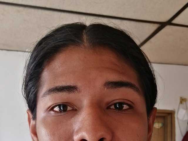 Brunettehorny