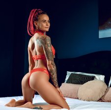 Michaela-Miky