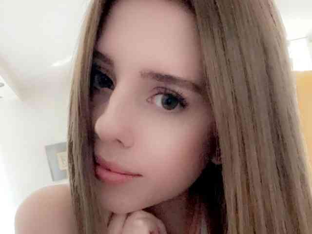KittyTities18
