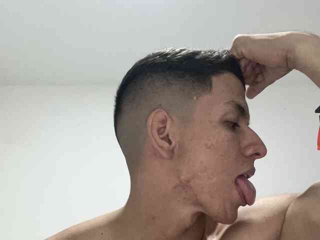 AaronWalkerr