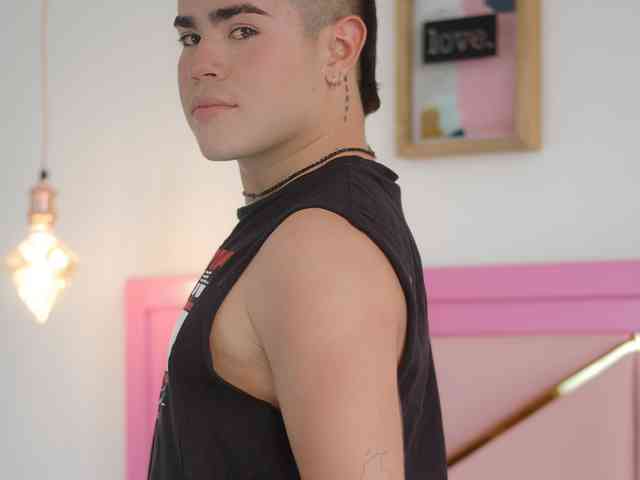kevinAdkins