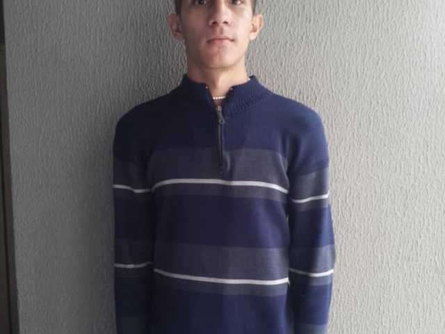 BlondePBottom