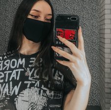 INTRIGANTKA_